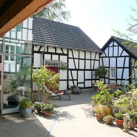 Im Fachwerkhof 'haus In Bewegung' * Seelscheid